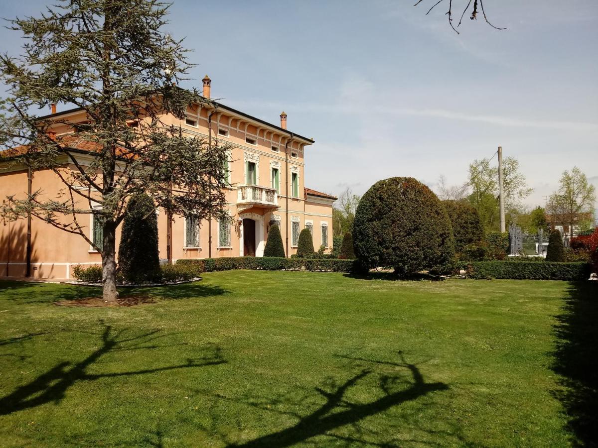 B&B Residence Il Ciliegio , Via Villa Superiore 93 Luzzara Suzzara Buitenkant foto